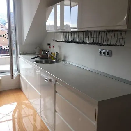 Lejla Apartman Campingplatz