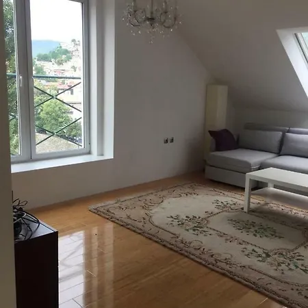 Lejla Apartman